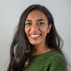 Dr Ameeta Retzer