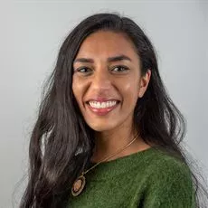 Dr Ameeta Retzer